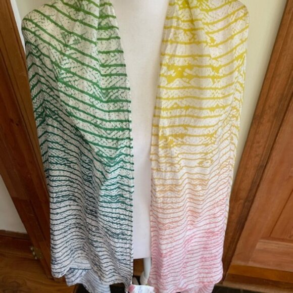 STELLA & DOT Large Pastel Oblong Scarf Wrap Sarong Tassel Corners - Picture 5 of 13